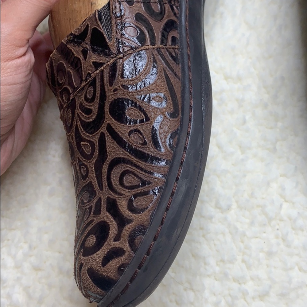 BOC Born Concept brown paisley shoes mules - Picture 4 of 15